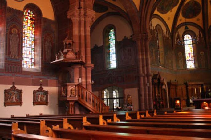 L\'intérieur de l\'Eglise Saint Martin de Niederbronn-les-Bains