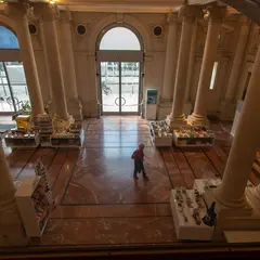 La bibliothèque du musée d’Aquitaine
