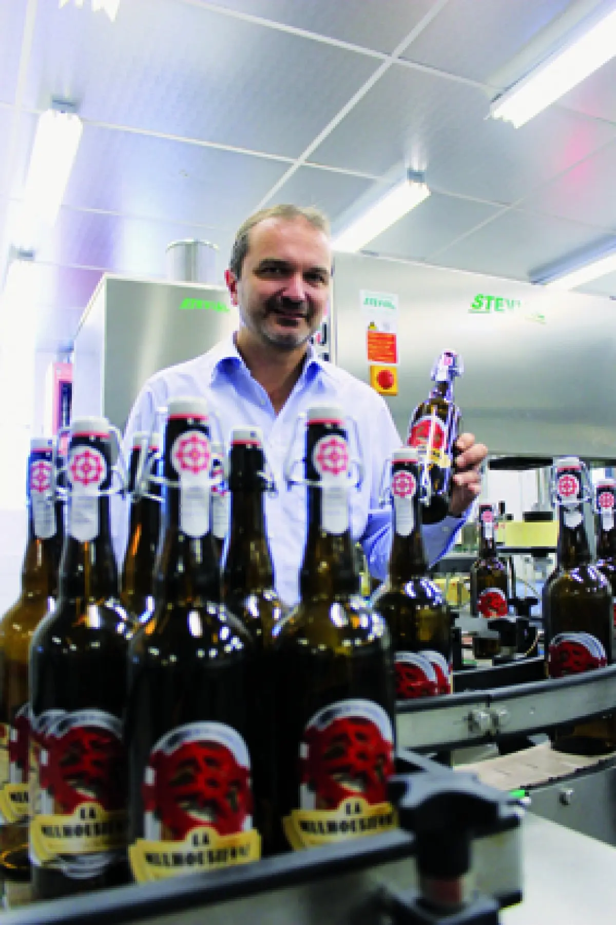 Eric Wissler, patron de la Brasserie de Saint-Louis, et ses jolies Mulhousiennes !