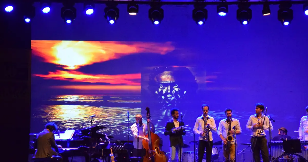 La carrière de Miles Davis en concert !