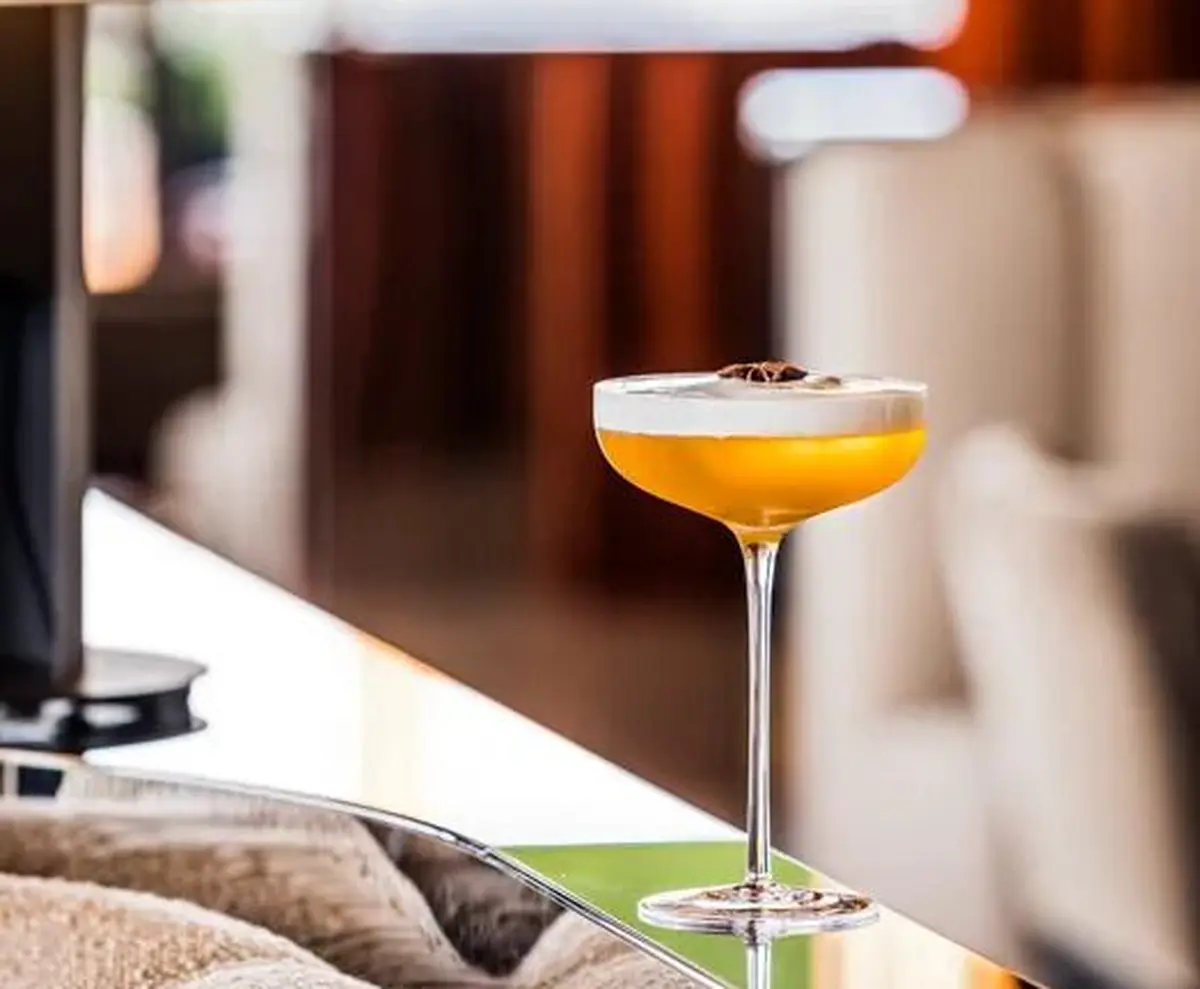 La carte de cocktails gaming du Bonnie Bar au sommet de l'hôtel SO/ Paris