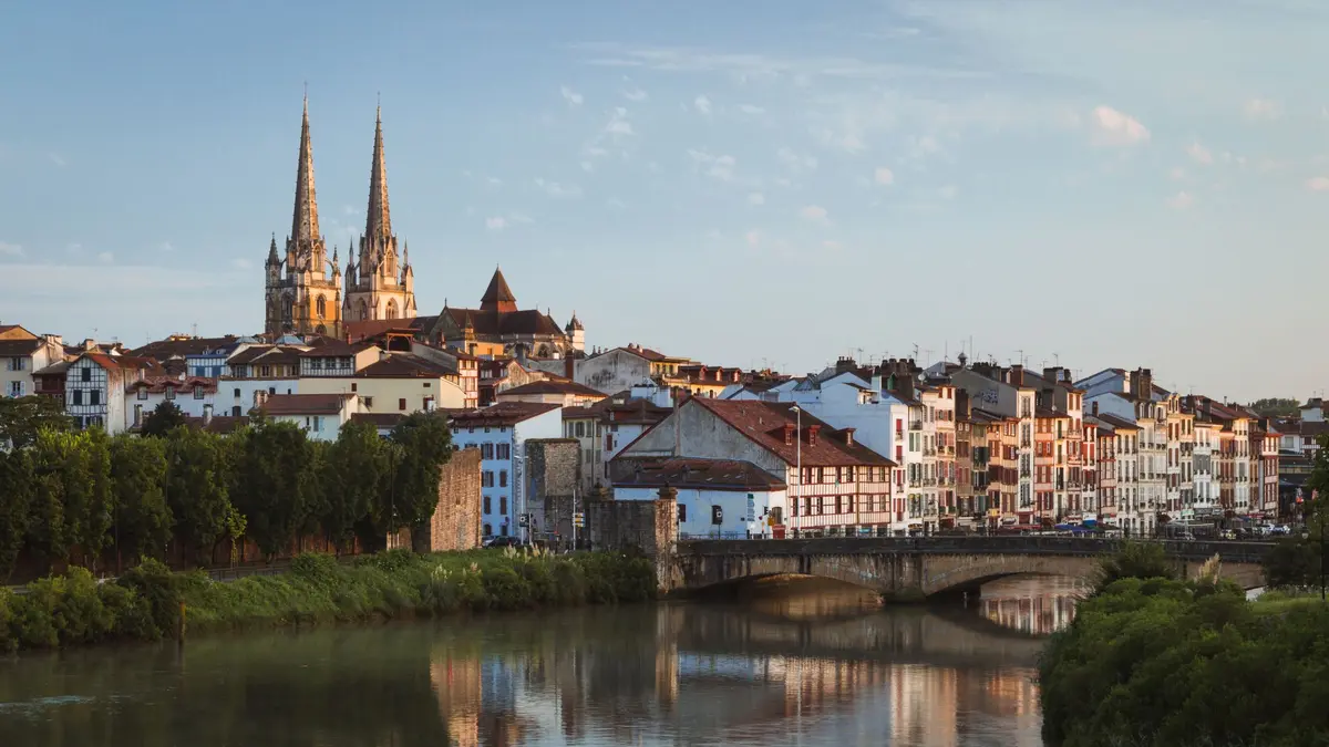La Carte Déclic de Bayonne : des activités culturelles et sportives accessibles aux foyers non imposables