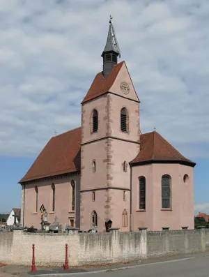 La Chapelle Notre-Dame-du-Chêne se situe dans la commune de Blotzheim, dans le Sud du Haut-Rhin