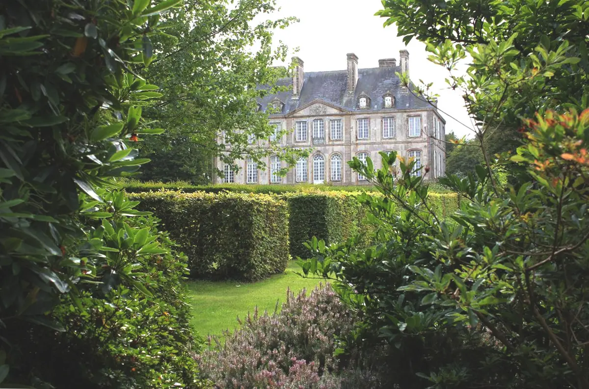 La Cigale et la Rose