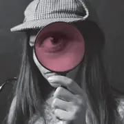 La Commissaire daltonienne au théâtre