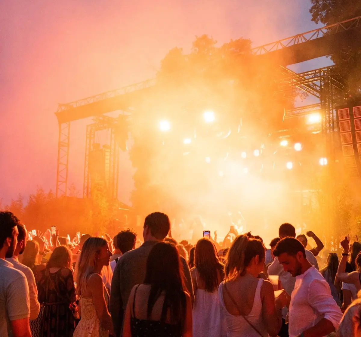 Musique, amour et pieds dans l'eau, telle est la devise de La Cr&egrave;me Festival