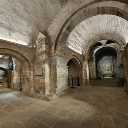 La crypte révélée, architecture et alchimie