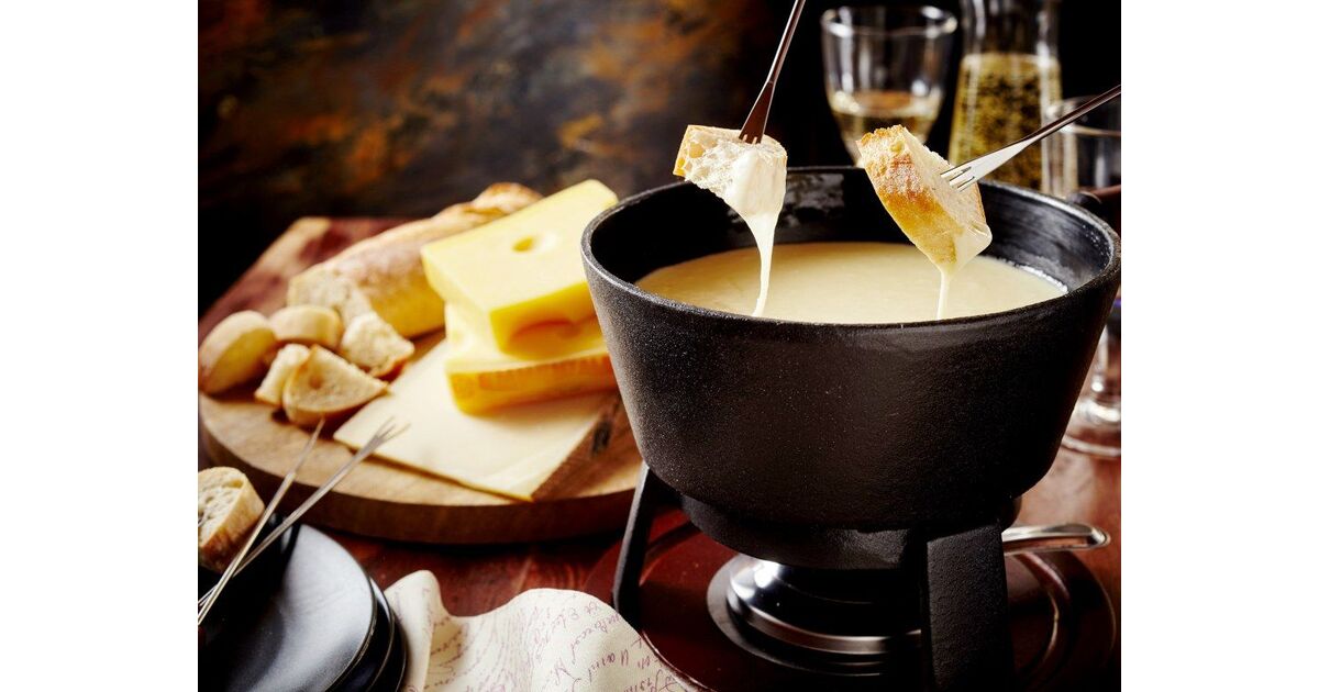 Fondue aux trois fromages, fondue savoyarde recette, ingrédients et
