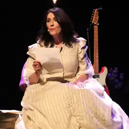 La grande Sophie dans Tous les jours Suzanne