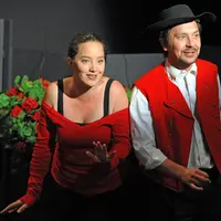 La Choucrouterie pr&eacute;sente Ciel ! mon mari est mut&eacute; en Alsace DR