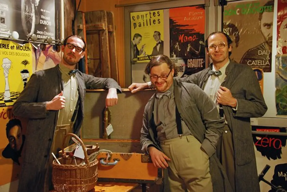 Le Kafteur improvise autour des objets  apportés par le public