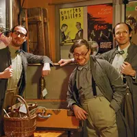 Le Kafteur improvise autour des objets  apportés par le public DR