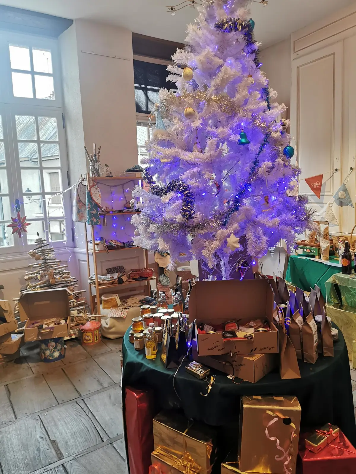 La Hotte de Noël - Boutique de produits locaux - bureau d'Ahun