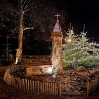 Il y a beaucoup à découvrir dans le calendrier de l'Avent des lutins des bois au Kurzpark d'Oberharmersbach  &copy; Office du tourisme d'Oberharmersbach
