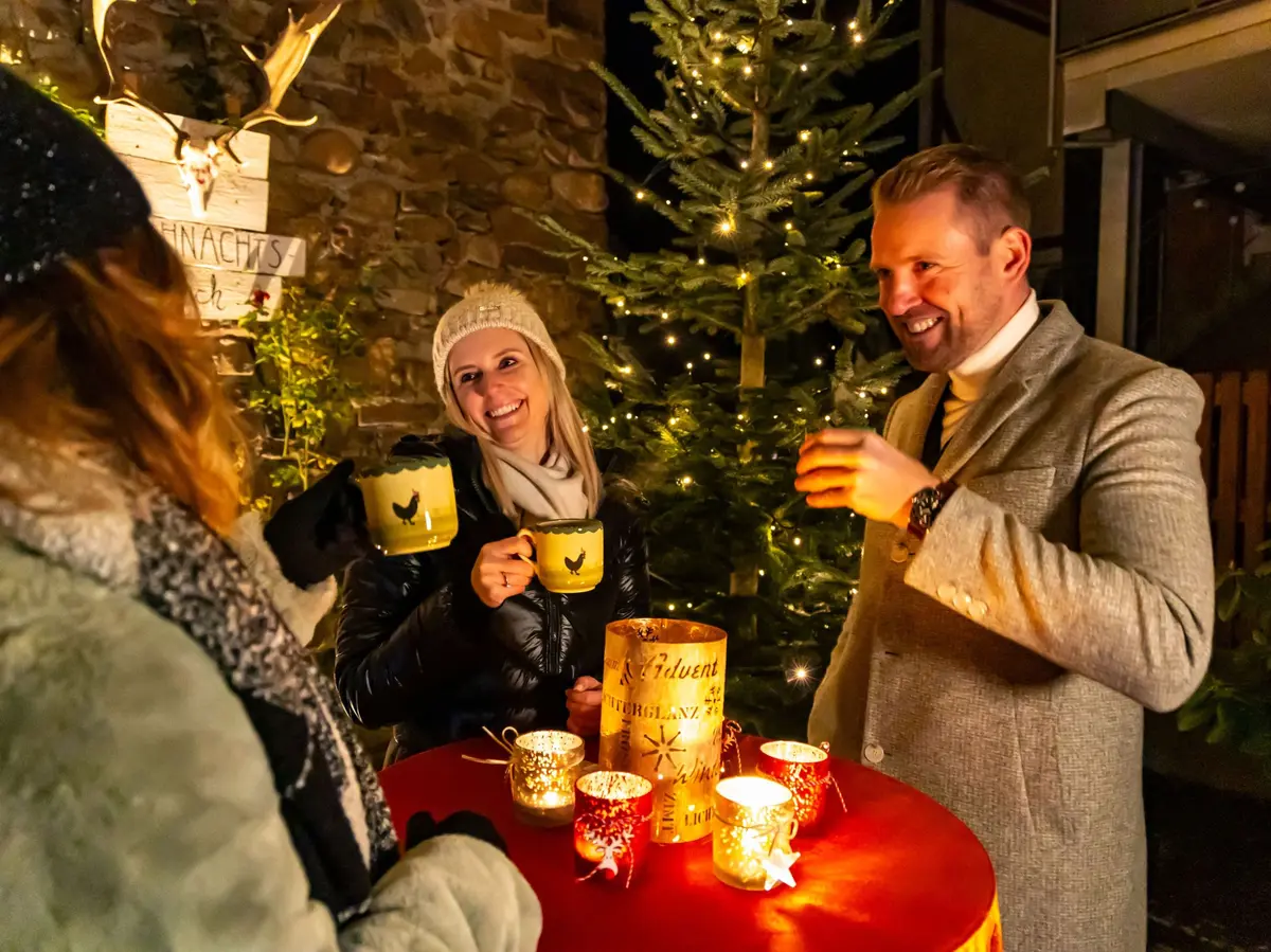 La bonne ambiance du marché « Weihnachtshirsch » à Zell am Harmersbach