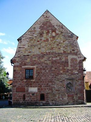 La Maison des Chevaliers fait partie de la Grange aux Dîmes, patrimoine historique de la ville de Wissembourg