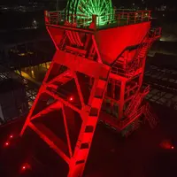 La mise en lumière spectaculaire des puits IV et V  DR