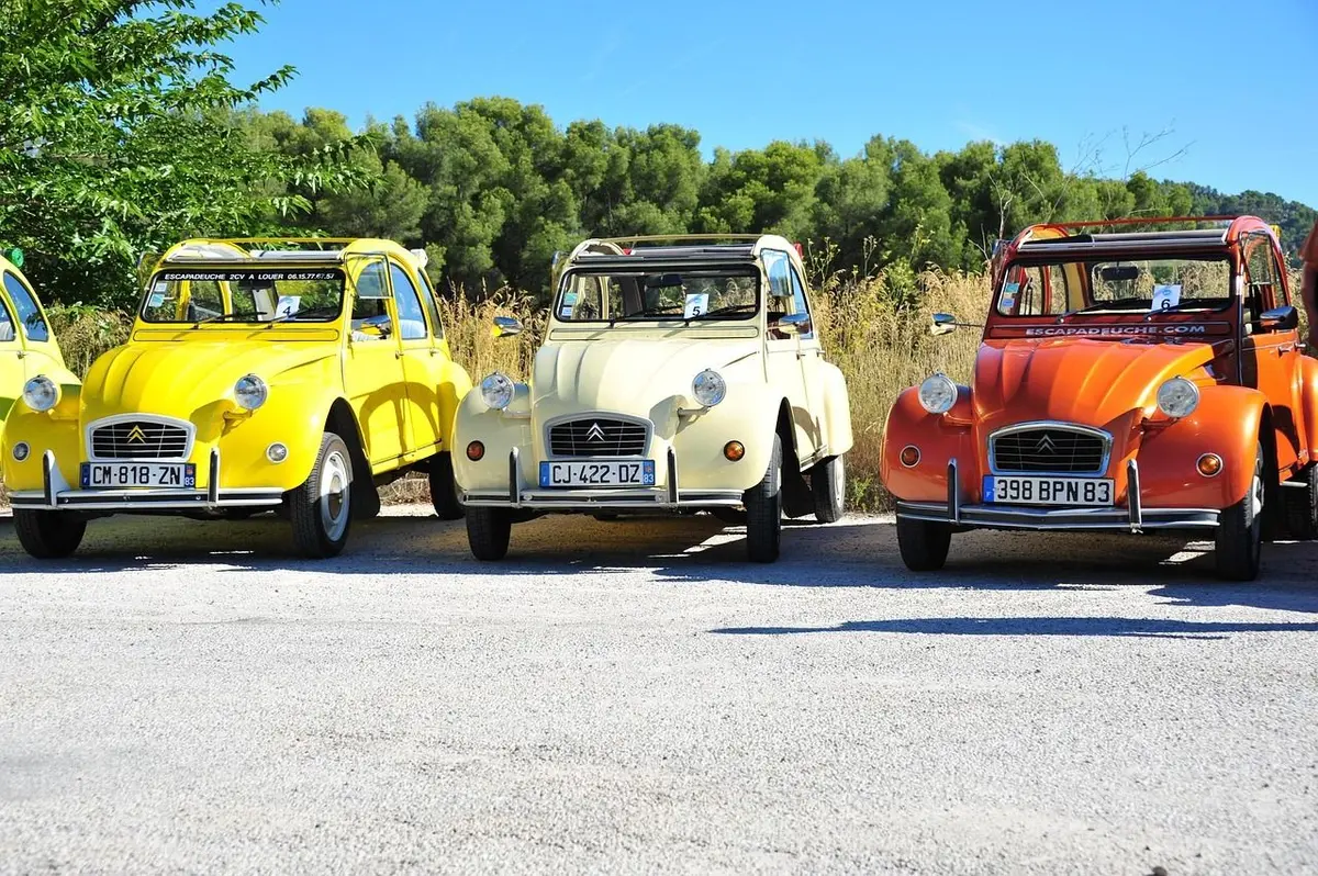 La mythique 2CV va faire son retour en électrique : ce que l’on sait déjà