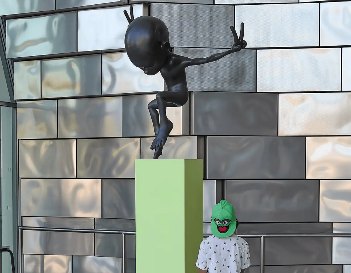 La petite visite : La tête dans les étoiles / LUMA Arles