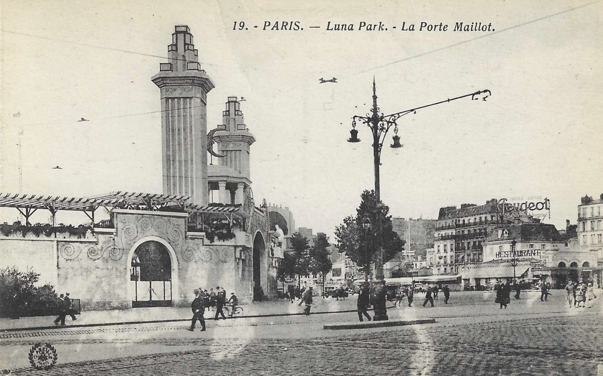 Le Luna-Park, Porte Maillot, Paris
