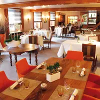 La salle du restaurant, refaite à neuf en 2013 &copy; Mike Obri