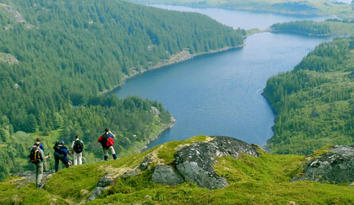 La randonnée pédestre : un loisir qui grimpe