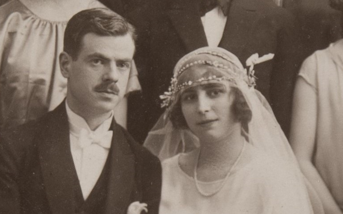 Photographie du mariage de Marguerite Marie Joséphine Maury et de Robert Germain Edward Garconnat (détail), 1926. Archives de Paris / F. Caron, 65Fi 1.