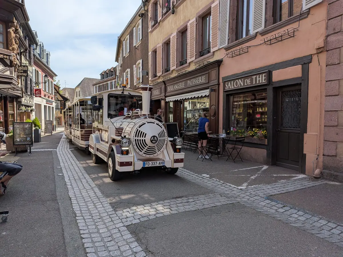 Ribeauvillé et son petit train.