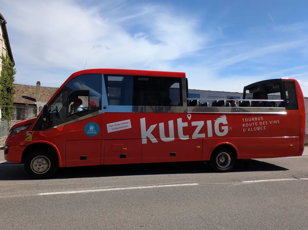 Le bus Kut'zig sur le départ.