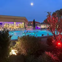 La soirée s'annonce belle aux Südpfalz Therme DR