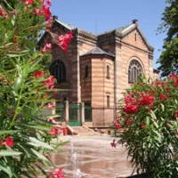La synagogue de Sélestat arbore un beau style néo-roman. DR