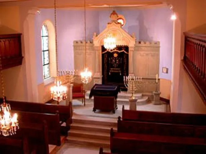 La synagogue de Struth garde encore de très précieuses pièces de mobilier