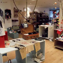 La Vitrine Volante