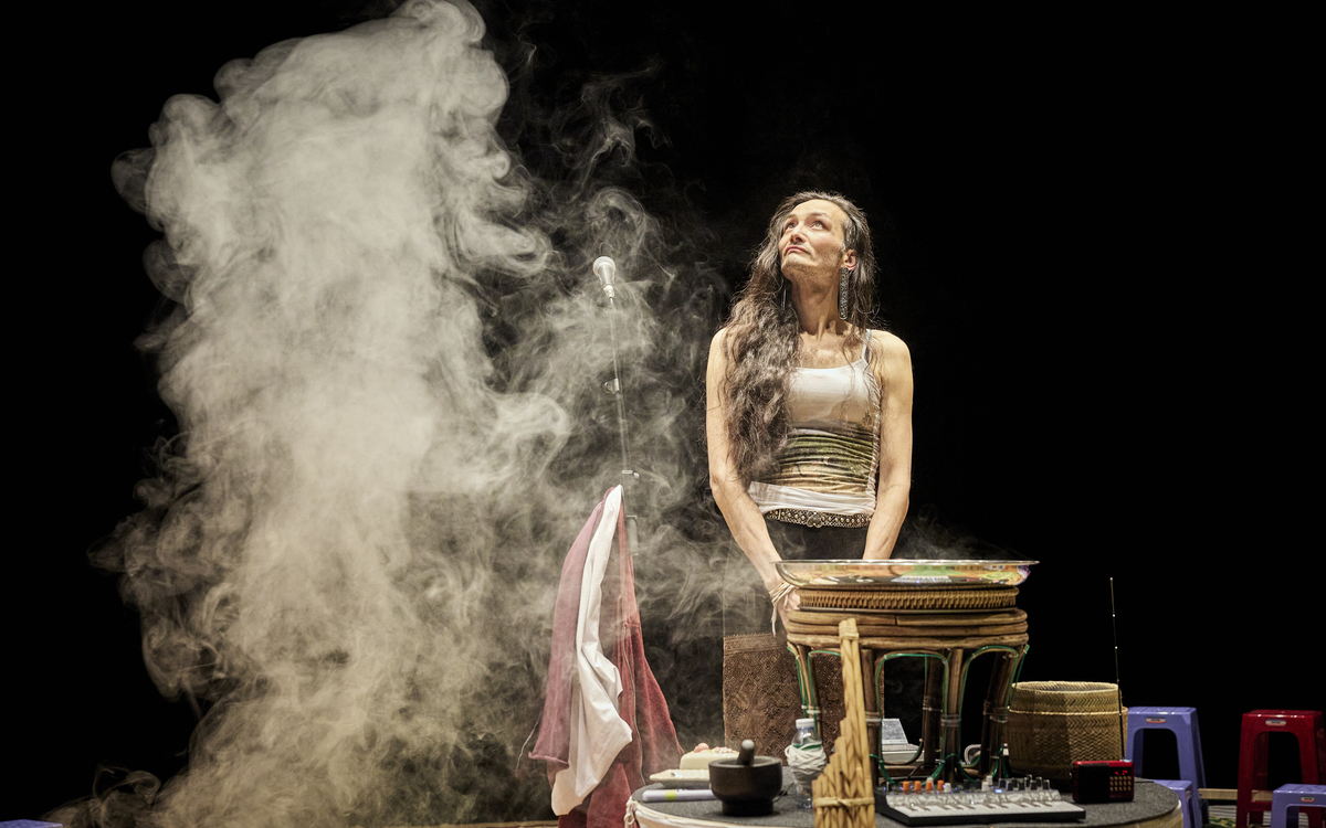 La voix de ma grand-mère – Vanasay Khamphommala