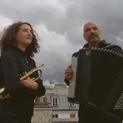 Labyrinthe musical en Rouergue - Blossom