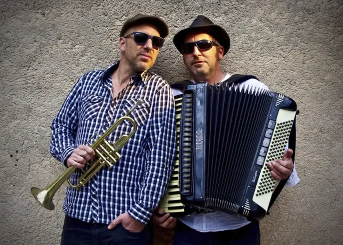 Labyrinthe musical en Rouergue - Les Frangins