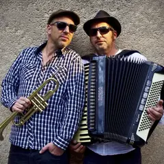 Labyrinthe musical en Rouergue - Les Frangins