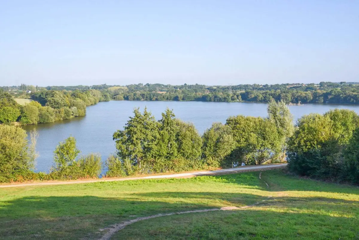 Lac de Beaulieu