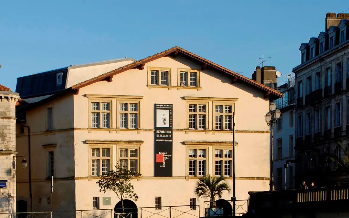 Lamina, est-tu là ?