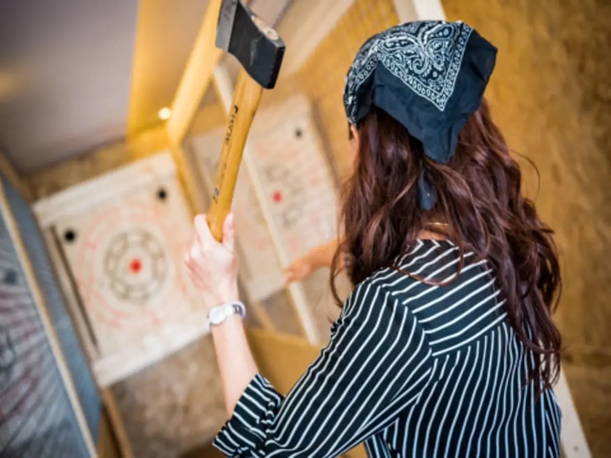 Lancer de hache à Échirolles proche de Grenoble (38)