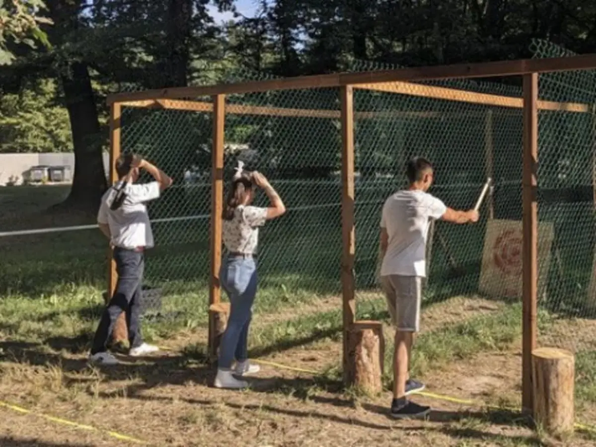 Lancer de hache à l'Etang de la vallée (45)