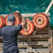 Lancer de hache outdoor à Saint-Pée-sur-Nivelle (64)