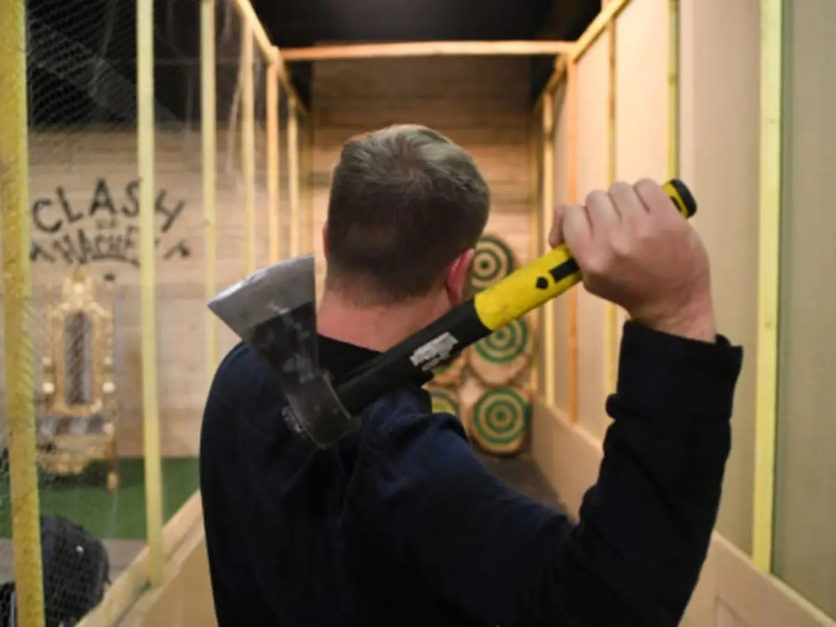 Lancer de hache proche de Saint-Etienne (42)