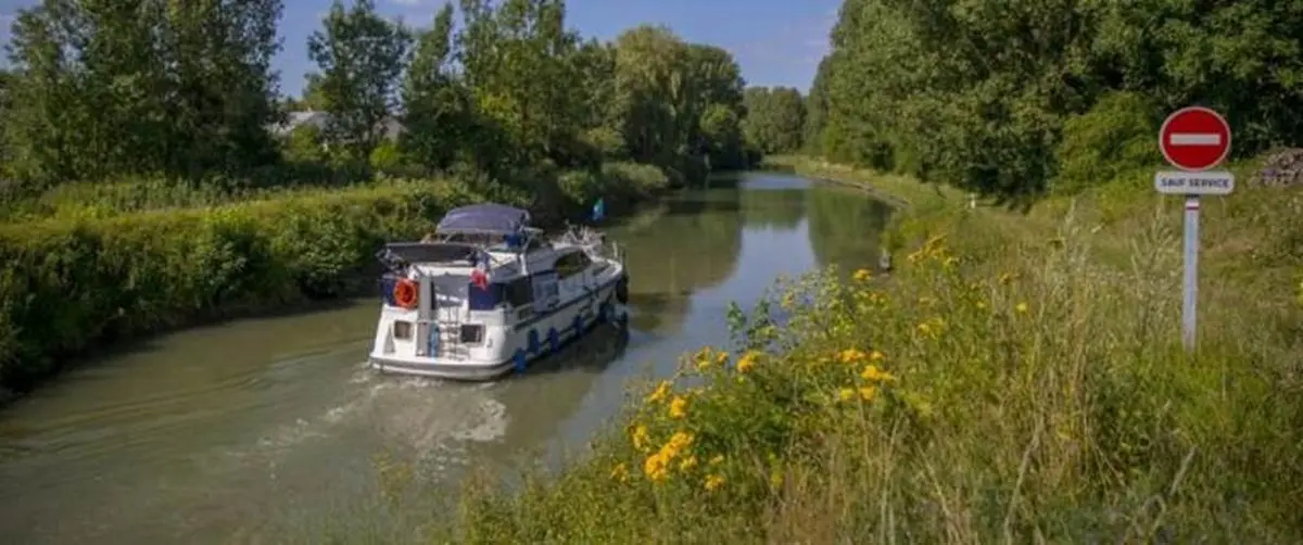 Le barrage et les écluse de Rilly sur Aisne