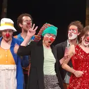 Le Battement d'ailes : Stage Etre clown-e chanteur-euse