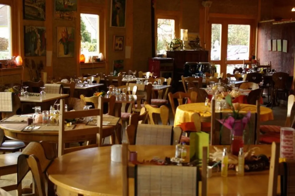 Le Biodome est un restaurant bio et un commerce de produits issus de l'agriculture biologique