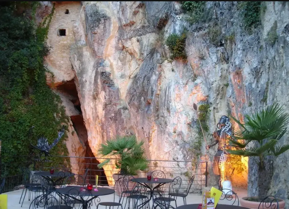 Le Café Théâtre Côté Rocher fait sa guinguette ! Spectacle en extérieur