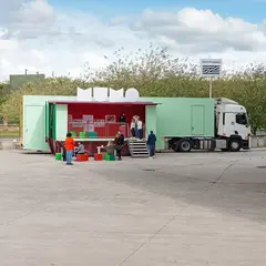 Le camion musée MuMo - Centre Pompidou