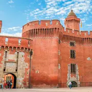 Le Cayrou, L’âme Des Murs