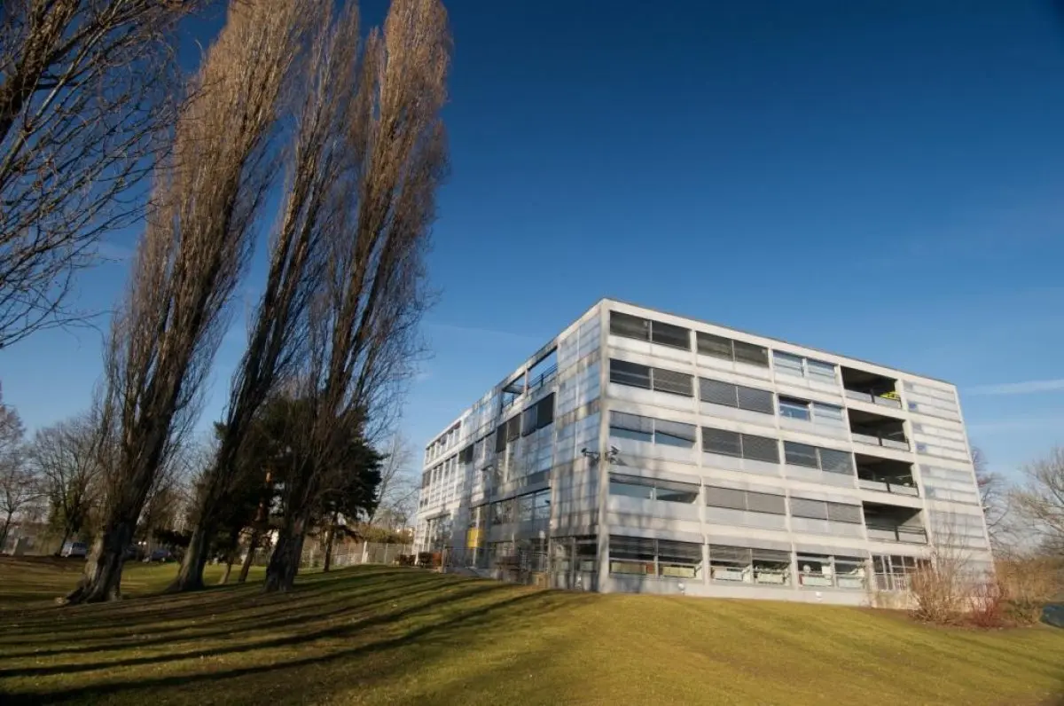 Le Centre Européen de la Jeunesse à Strasbourg cherche à aider les jeunes et les organisations qui s'occupent de ces derniers